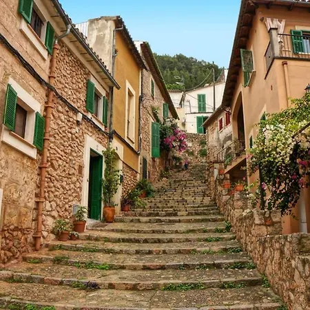 Holiday home Ca Na Mar: Charming House In The Heart Of Bunyola, Tramuntana *